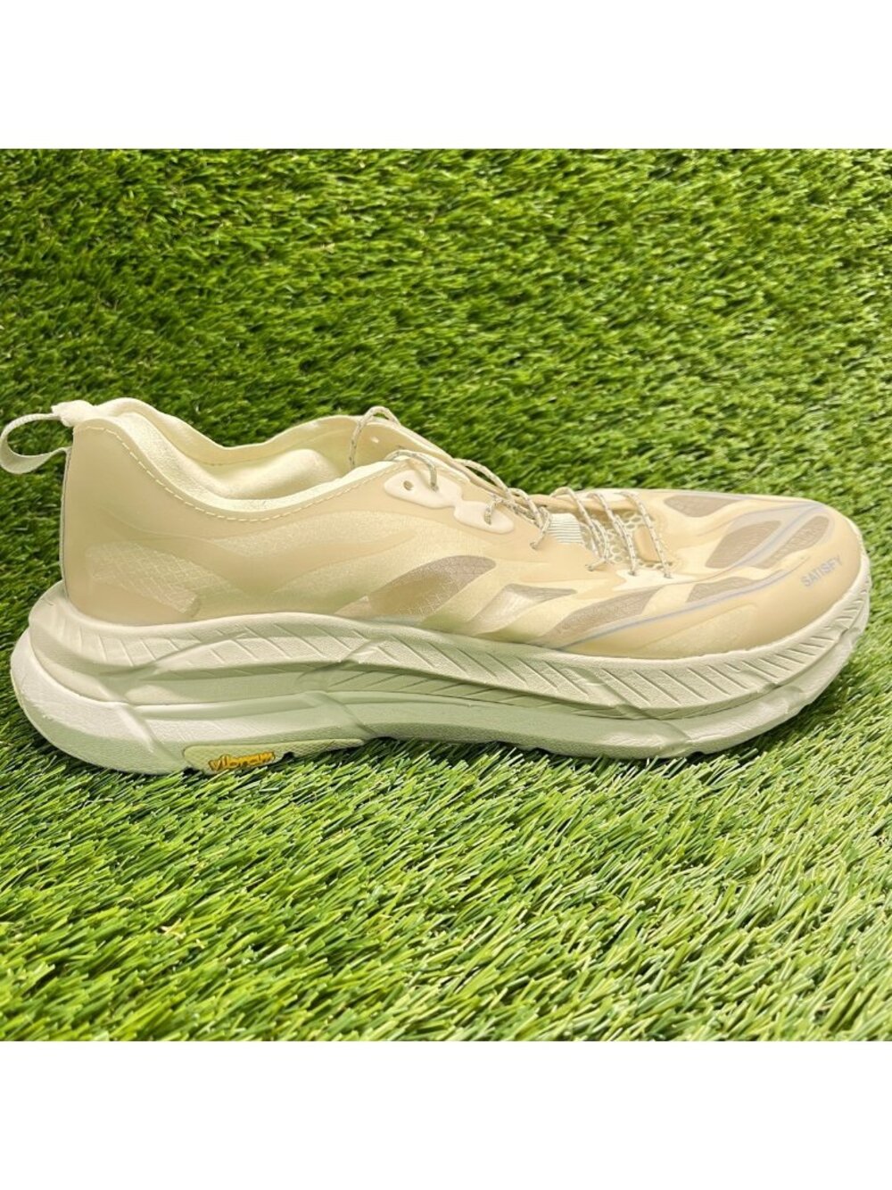 Hoka One One Mafate Speed 4 Lite Mens Size 8.5 Cream Running Shoes Sneakers